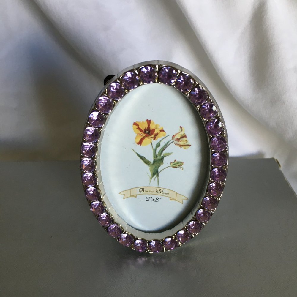 Set of three Ashleigh Manor small rhinestone picture frames. NIB. - Picture 7 of 12